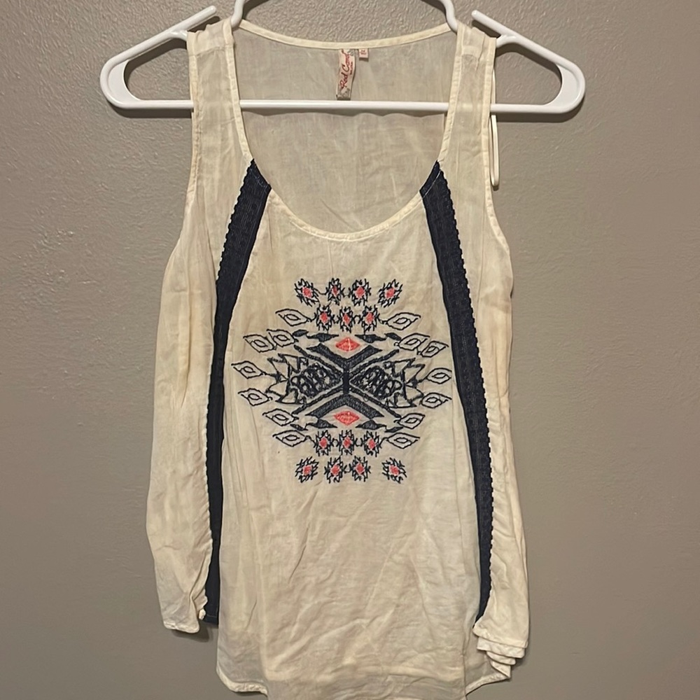 Red Camel tank top with design